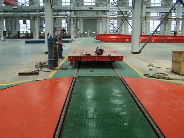 Railway turntable